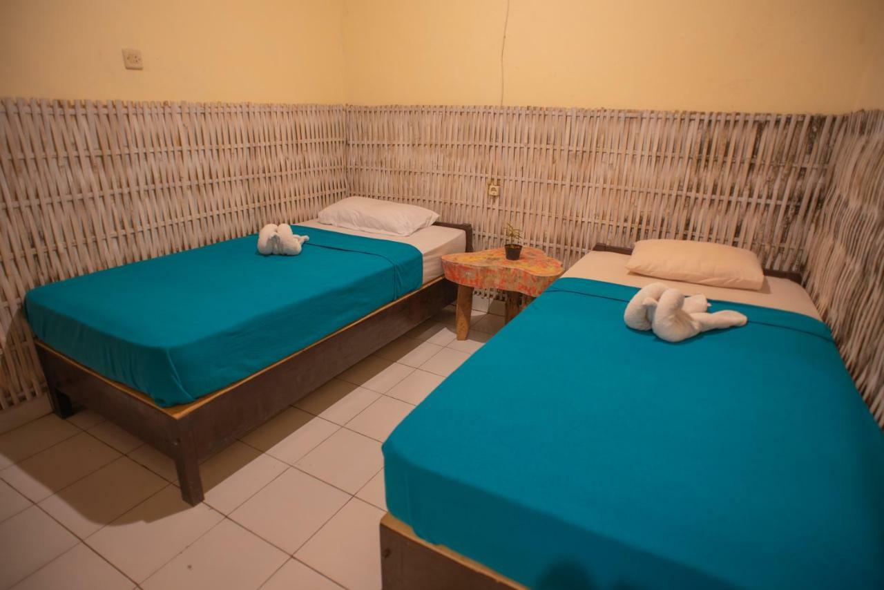 The Village Bed And Breakfast Lovina Екстериор снимка